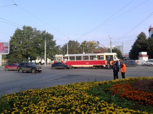 Пропавшие школьницы и открытие тротуара в центре: о чем говорят утром в Ижевске