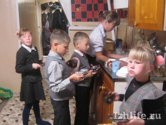 В семье Николая Созонтова, полицейского из Удмуртии, воспитывается 12 детей