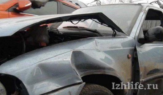 Водителя «Прадо», который два года назад устроил гонки за таксистом в Ижевске, освободили от наказания