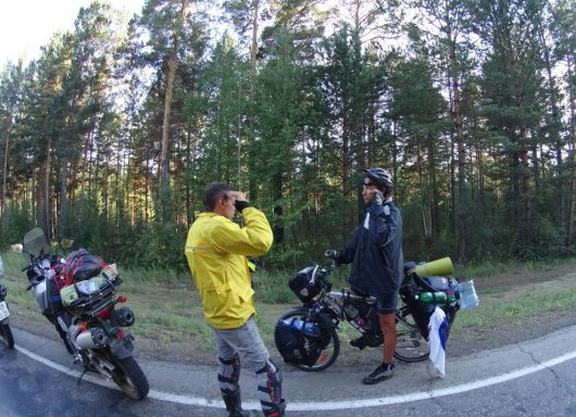Братья-близнецы проехали на мотоциклах от Владивостока до Ижевска и собираются в кругосветку