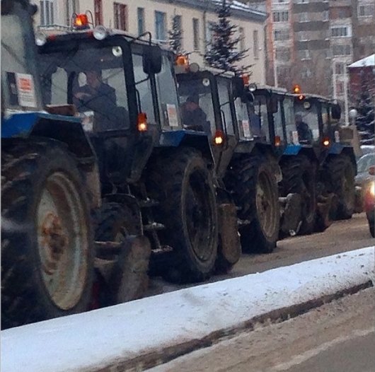 В Ижевске начинают чистить дороги только в 9.30 утра