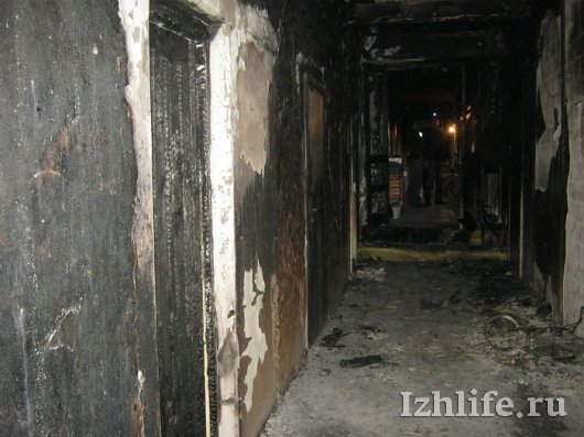 В Ижевске при пожаре на улице Орджоникидзе пострадали 3 человека
