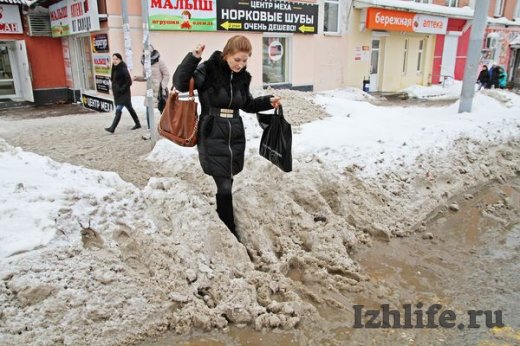 Задержание директора лицея и сильнейшие снегопады: чем запомнится Ижевску эта неделя