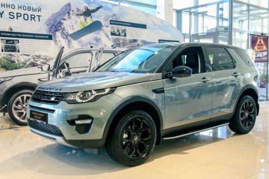 Ижевчанам презентовали новый Land Rover Discovery Sport