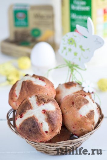 Кулич на кефире и крестовые булочки: рецепты к празднику Пасхи для ижевчан