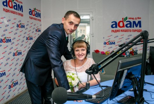 Свадьба на радио «Адам»: Год отказывалась идти с ним на свидание