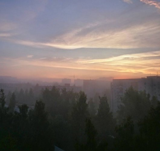 Горожане сфотографировали туман в Ижевске 16 июля