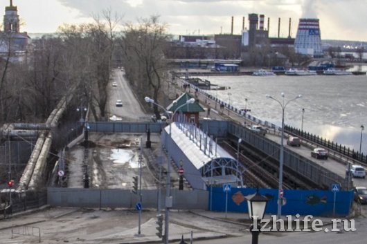 В Ижевске начали ремонт моста по проезду Дерябина
