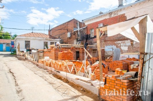 Купеческий дом в Ижевске на улице Горького начали восстанавливать