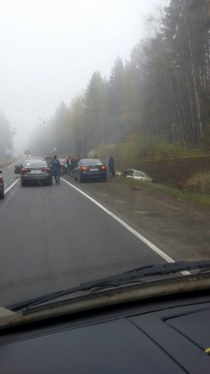 В Удмуртии в ДТП на Як-Бодьинском тракте в машине зажало водителя
