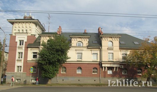 Необычные дома Ижевска: двухуровневые квартиры и арочные окна