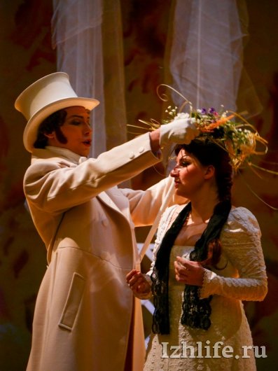На премьере «Евгения Онегина» в ижевском театре оперы и балета побывали московские критики