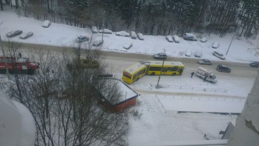 В ДТП с автобусом в Ижевске пострадали 15 человек