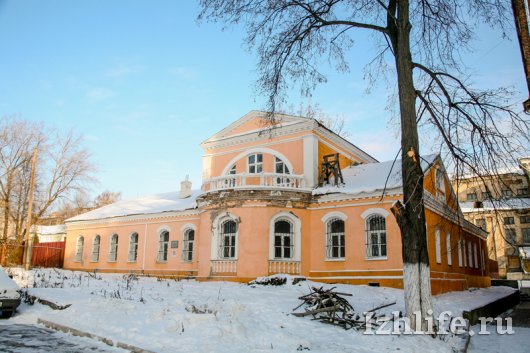 Какое будущее ждет старейшее здание Ижевска - дом Лятушевича?