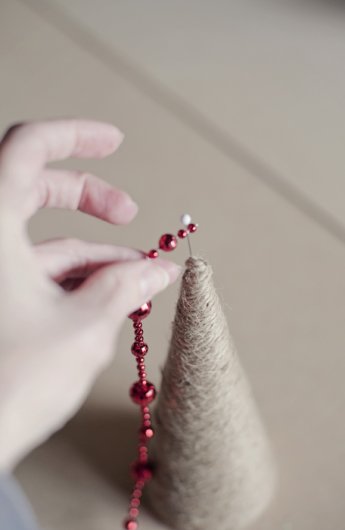 Как ижевчанам украсить дом к Новому году: 10 украшений своими руками