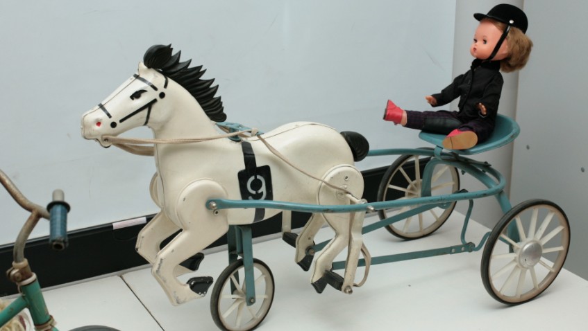 «Конь педальный» - один из самых старых и значимых игрушек коллекции. Ей около 60 лет. 