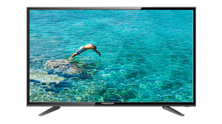 Огромный телевизор с отличной графикой Thomson с диагональю экрана 99 см на время акции будет стоить всего 17990 рублей.