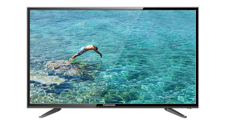 Огромный телевизор с отличной графикой Thomson с диагональю экрана 99 см на время акции будет стоить всего 17990 рублей