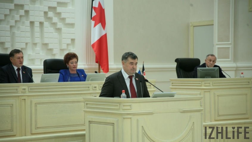 Владимир Чепкасов критиковал сокращение количества депутатов