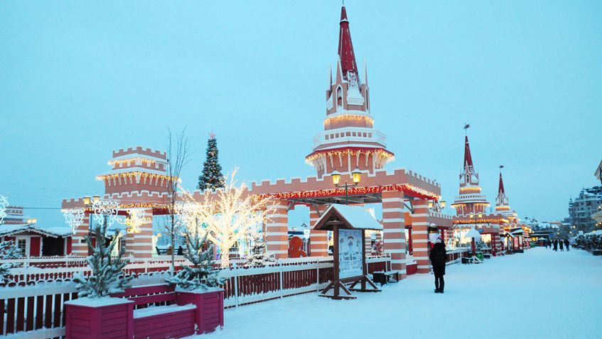 Кремлевская набережная зимой
