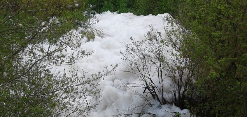 Минприроды Удмуртии: пена в реке Старковка появилась из-за токсичного вещества