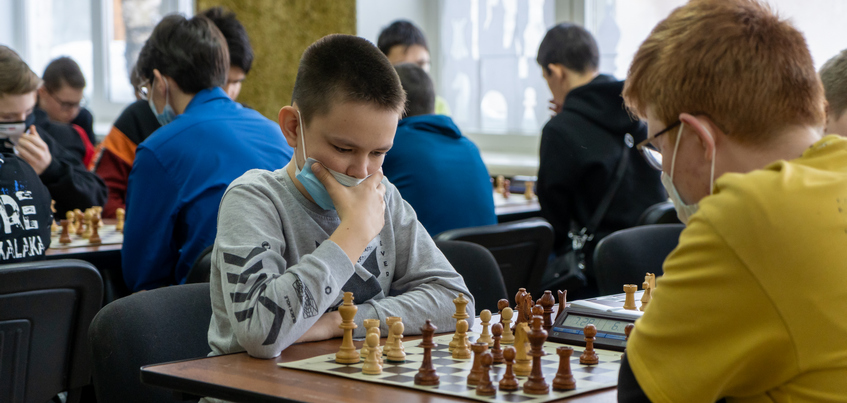 Всероссийские соревнования в Дебесах: юные шахматисты России сражаются за звание лучших
