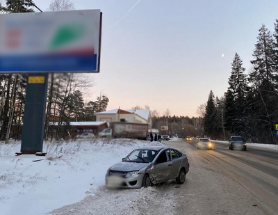 Водитель «Гранты» пострадал в ДТП на выезде из Ижевска
